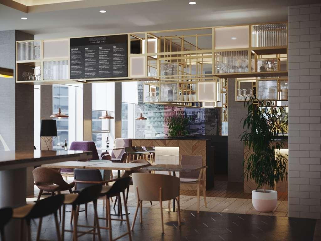 Hilton Garden Inn Tbilisi Riverview レストラン 写真