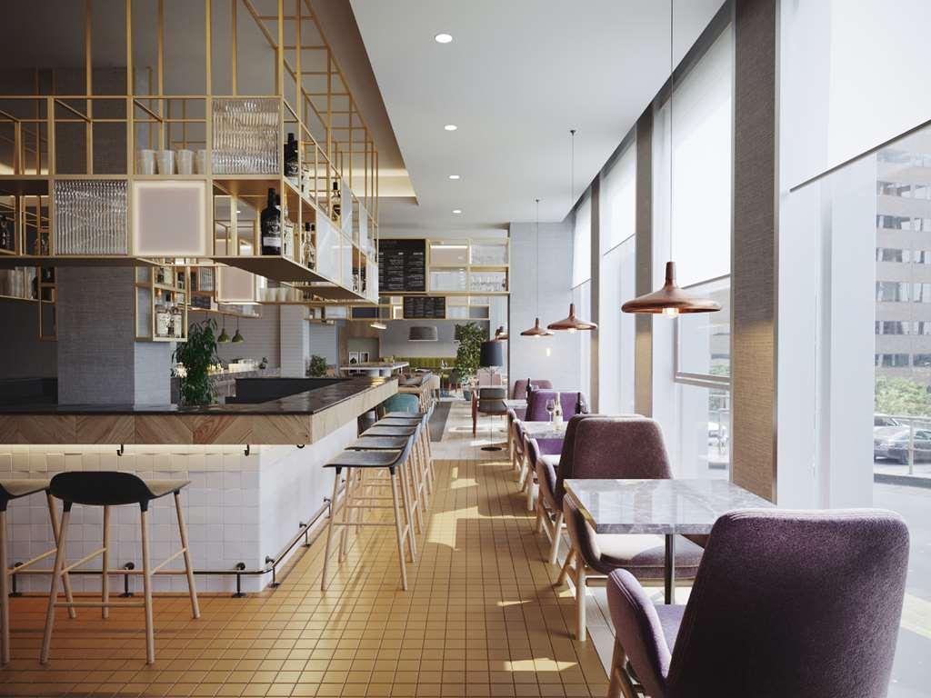 Hilton Garden Inn Tbilisi Riverview レストラン 写真