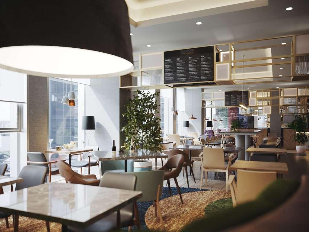 Hilton Garden Inn Tbilisi Riverview レストラン 写真