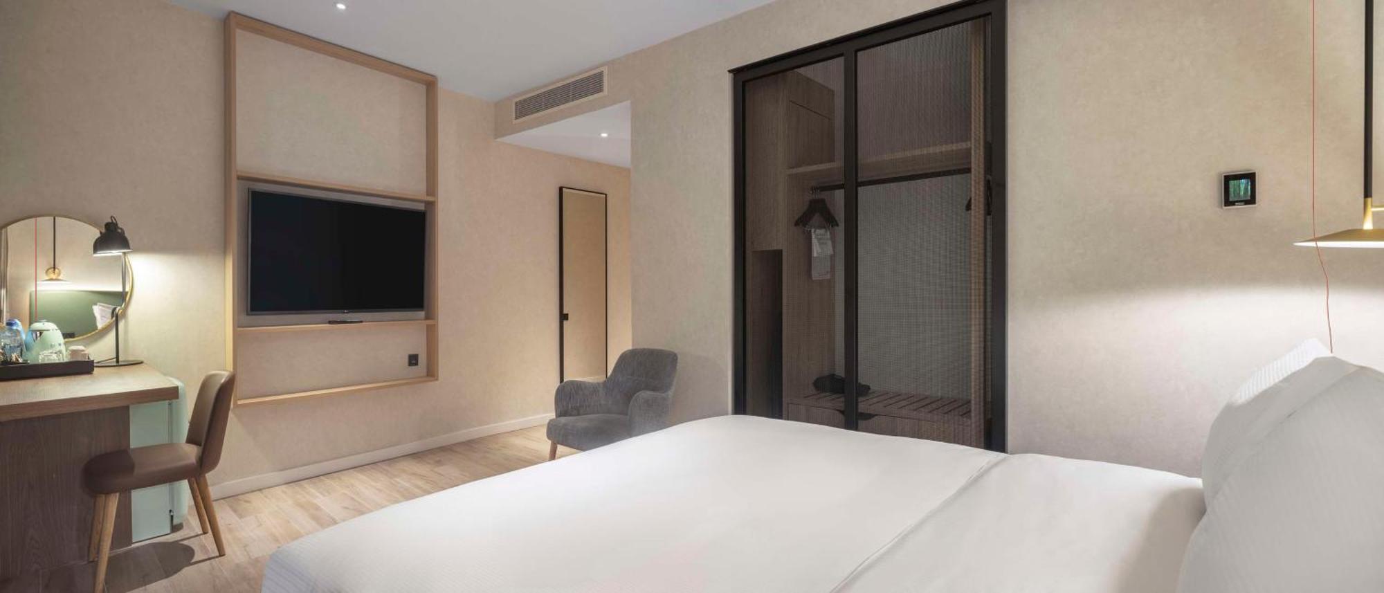 Hilton Garden Inn Tbilisi Riverview エクステリア 写真