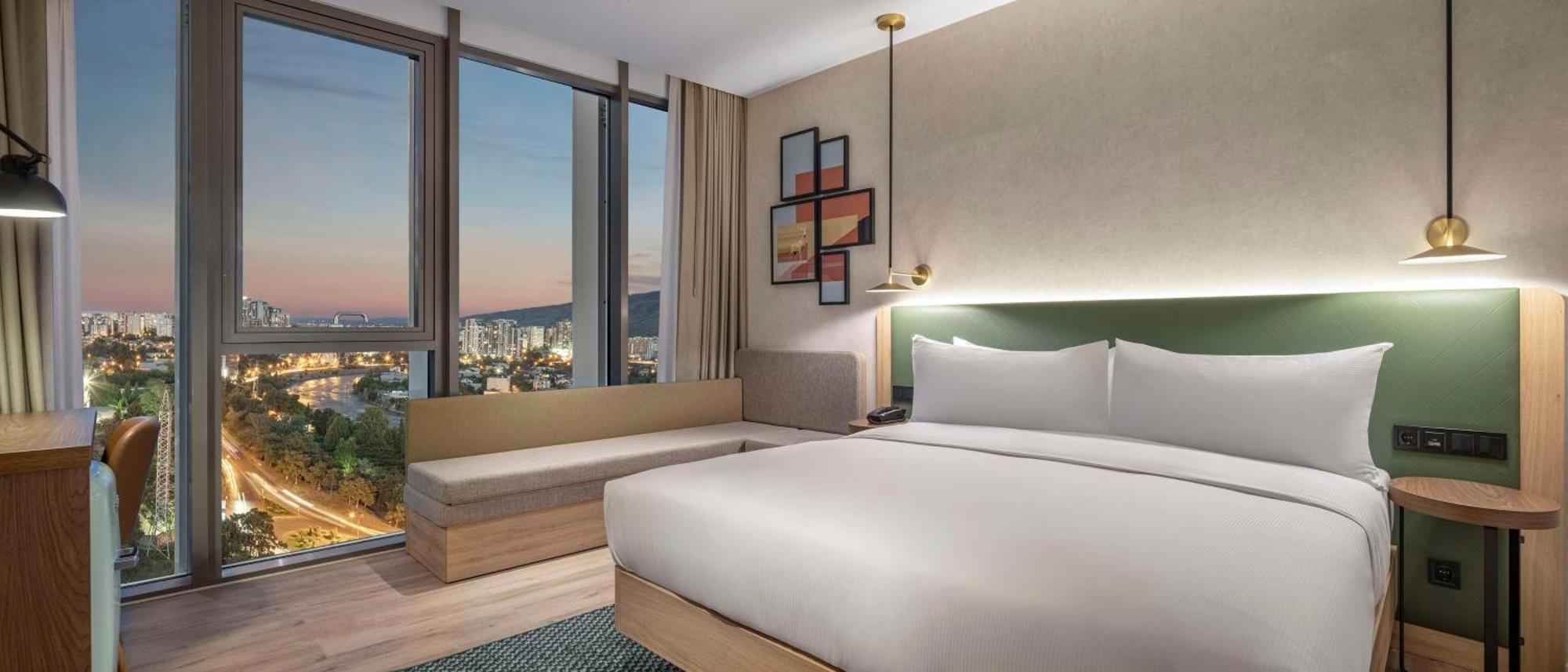 Hilton Garden Inn Tbilisi Riverview エクステリア 写真