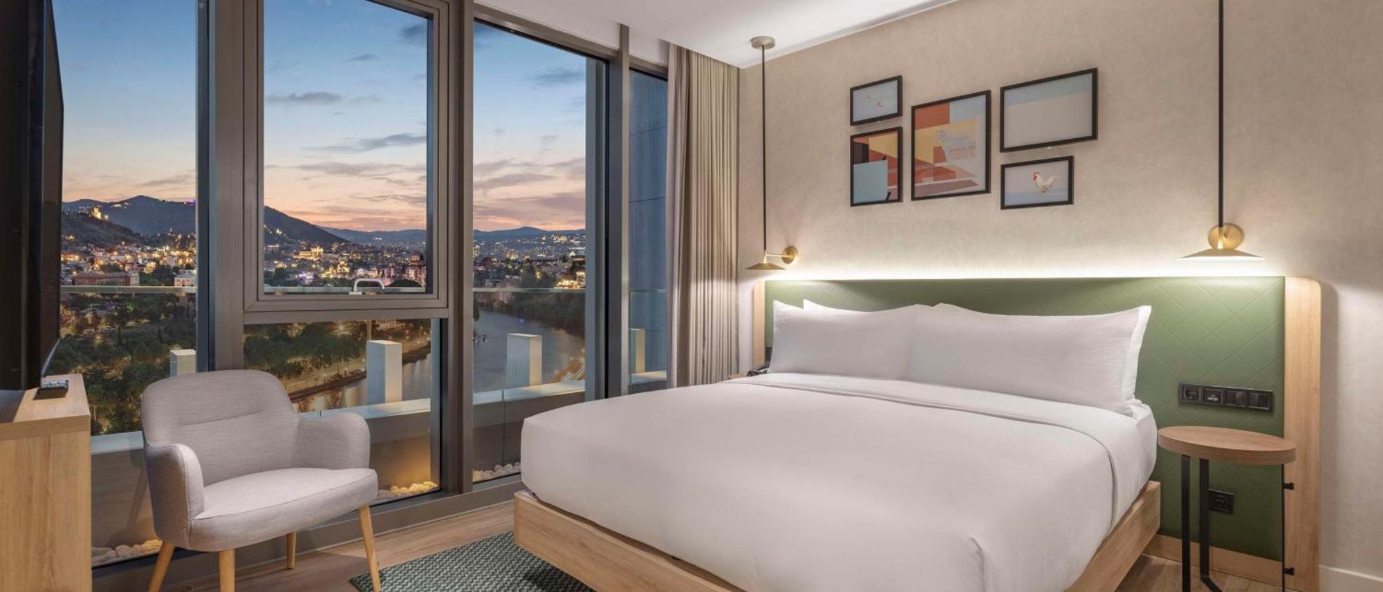 Hilton Garden Inn Tbilisi Riverview エクステリア 写真