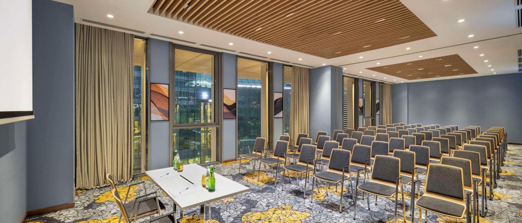 Hilton Garden Inn Tbilisi Riverview エクステリア 写真