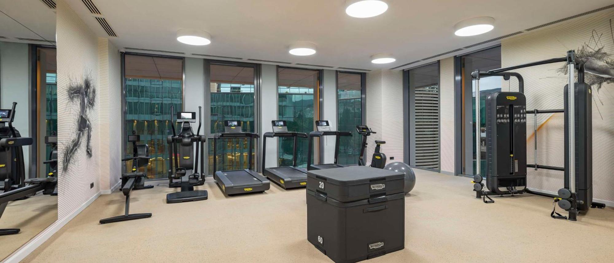 Hilton Garden Inn Tbilisi Riverview エクステリア 写真