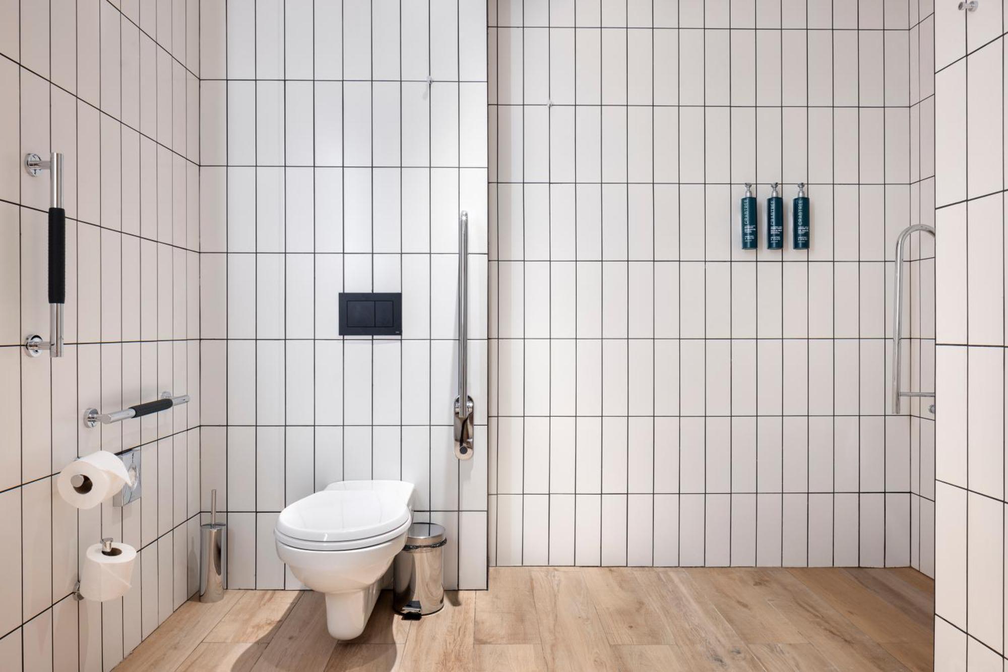 Hilton Garden Inn Tbilisi Riverview エクステリア 写真